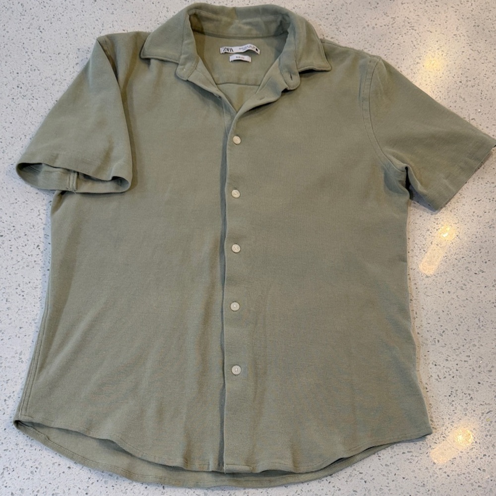 Zara Olive Casual Button Down Shirt